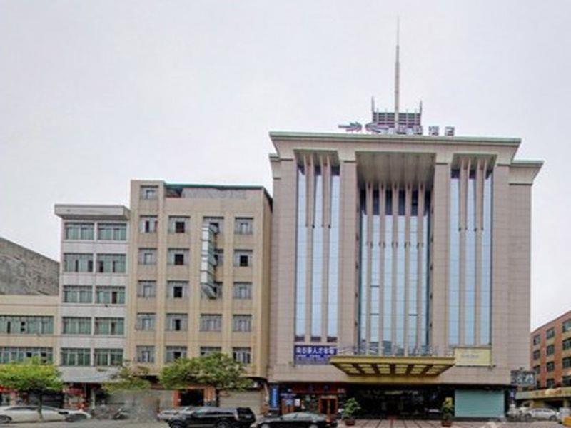 Starway Hotel Guangzhou Xintang Branch 外观 照片