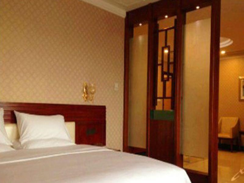 Starway Hotel Guangzhou Xintang Branch 外观 照片